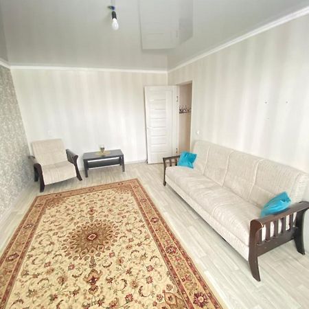 2-Х Комнатная Квартира Напротив Аквапарка Aktobe Exteriér fotografie